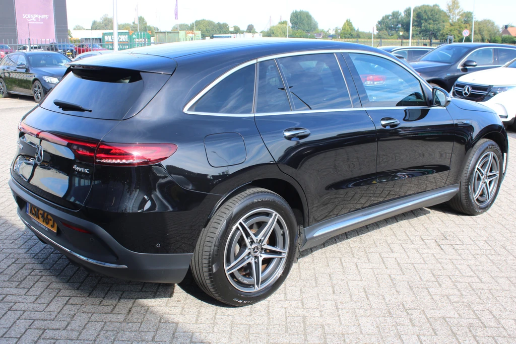 Mercedes-Benz EQC – foto 6