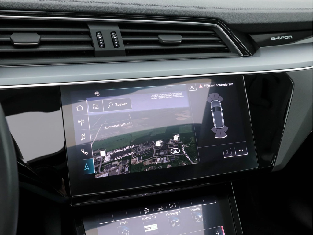 Audi e-tron – foto 15