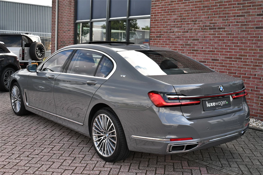 BMW 7 Serie – foto 11