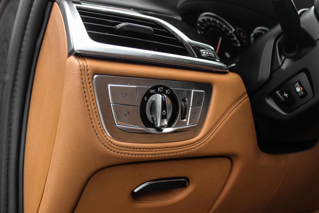 BMW 7 Serie – foto 61