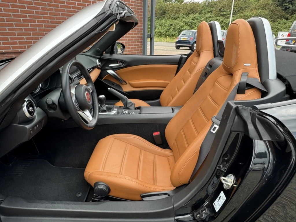 Fiat 124 Spider – foto 12