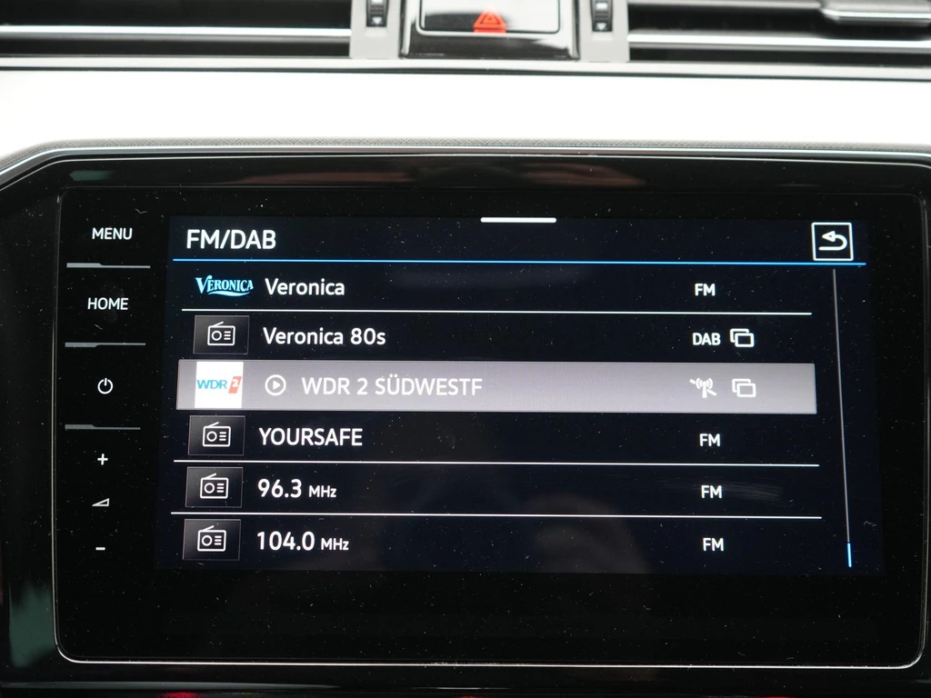 Volkswagen Passat – foto 21