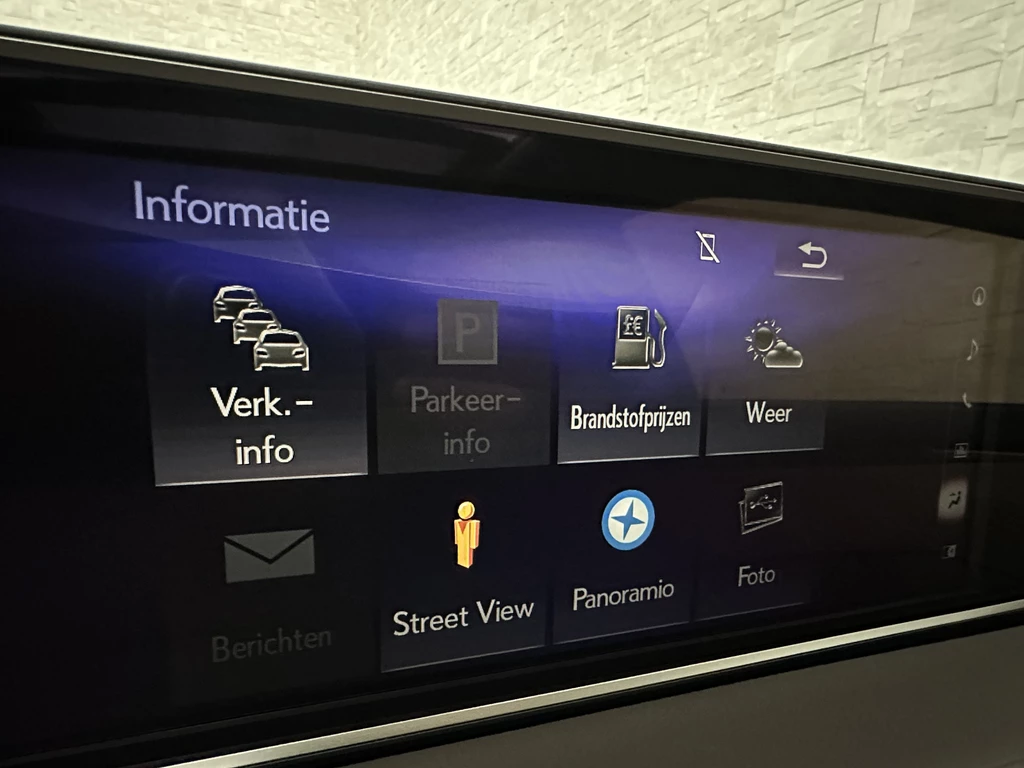 Lexus RX – foto 32