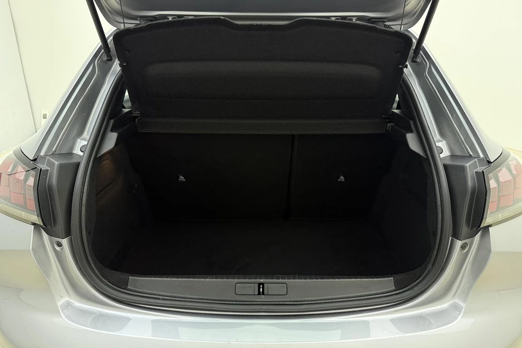 Peugeot 208 – foto 11