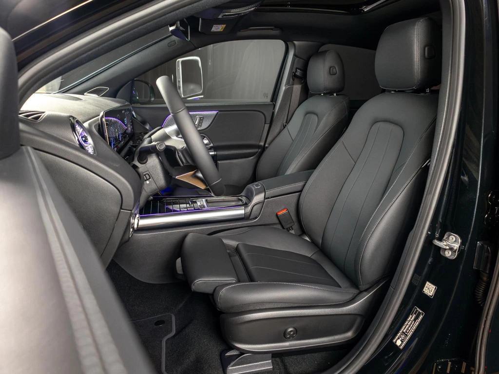 Mercedes-Benz EQA – foto 9