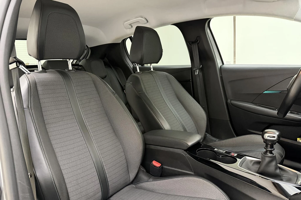Peugeot 208 – foto 13