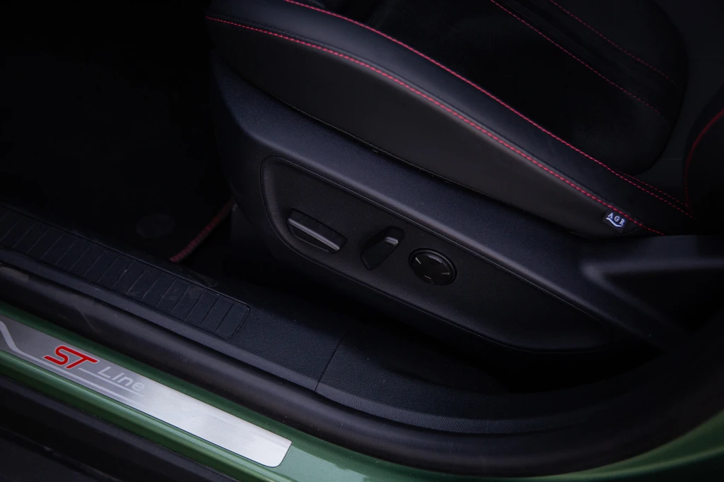 Ford Kuga – foto 12