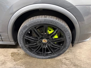 Porsche Cayenne – thumbnail 19