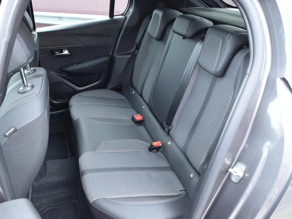 Peugeot 208 – foto 17