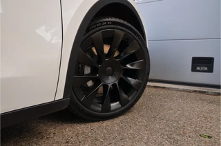Tesla Model Y – thumbnail 10