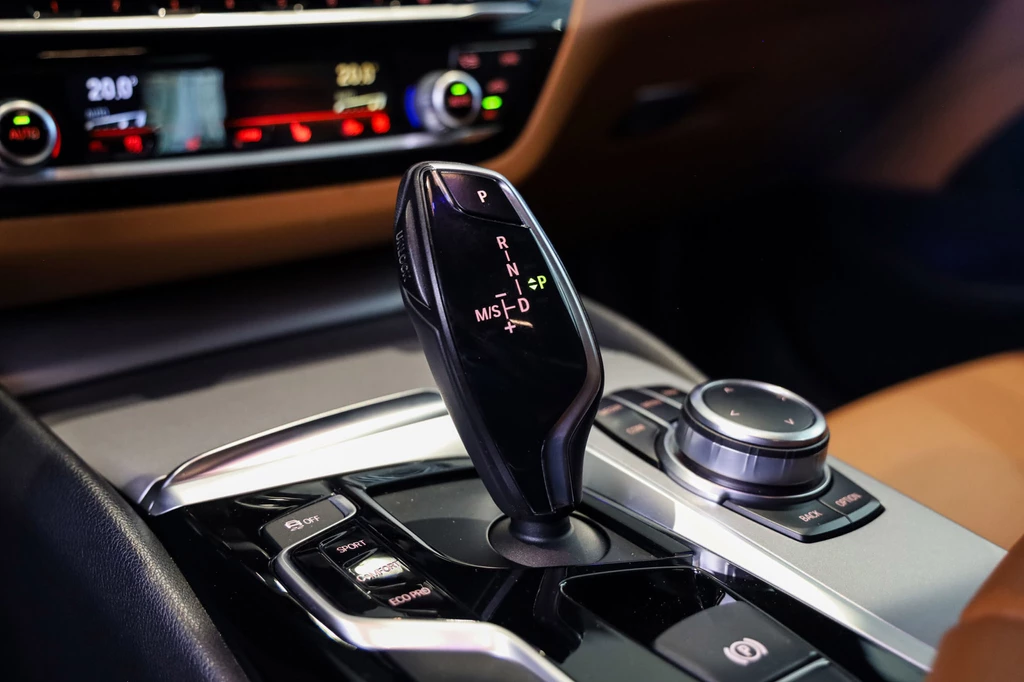BMW 5 Serie – foto 29