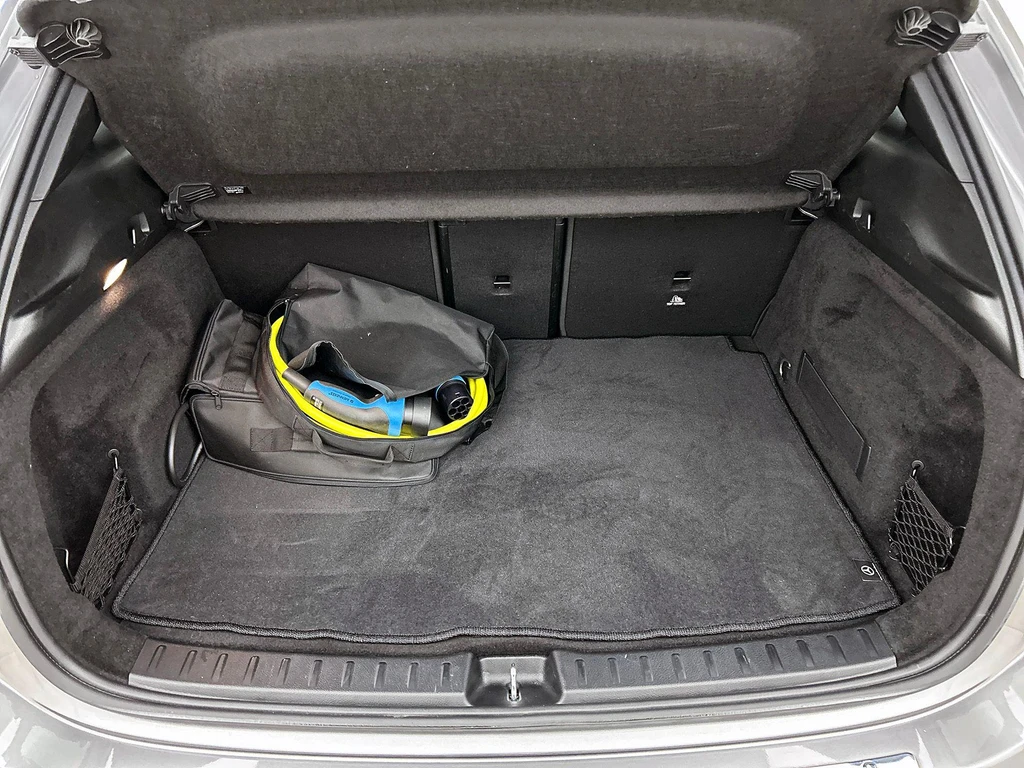 Mercedes-Benz EQA – foto 35