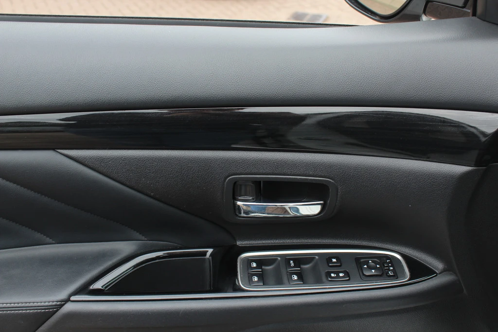 Mitsubishi Outlander – foto 25