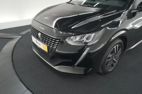 Peugeot 208 PureTech 100 EAT8 Allure Pack | Keyless | Camera | Navigatie | Parkeersensoren | Apple Carplay