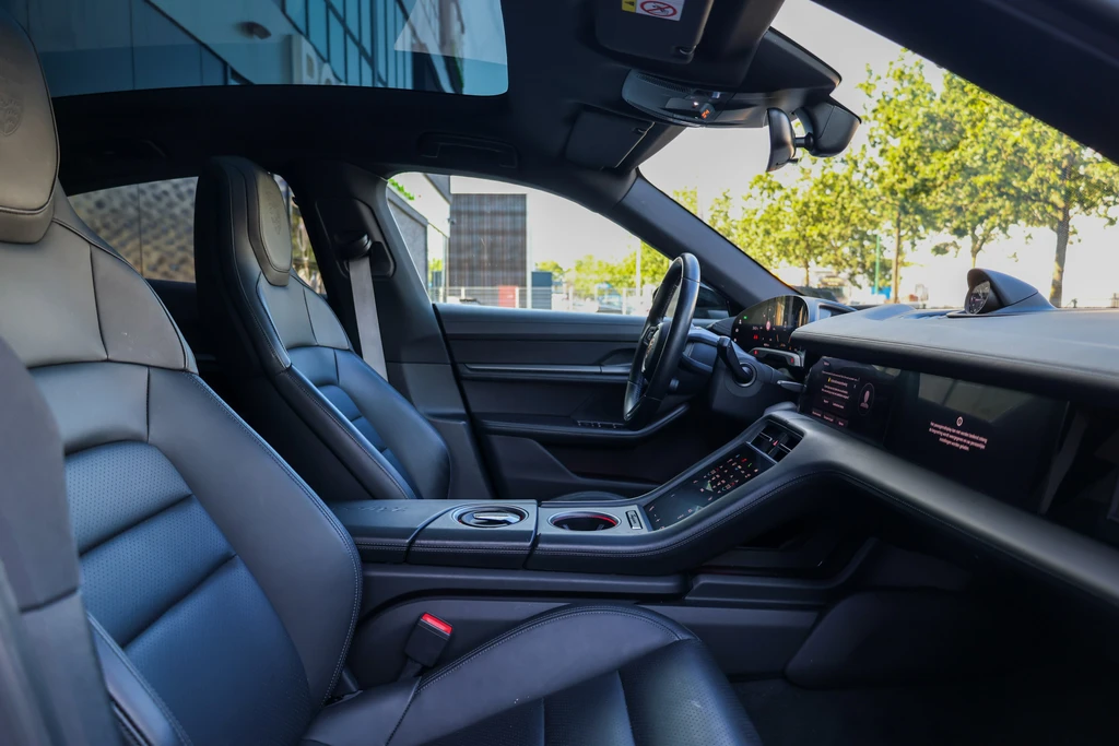 Porsche Taycan – foto 24