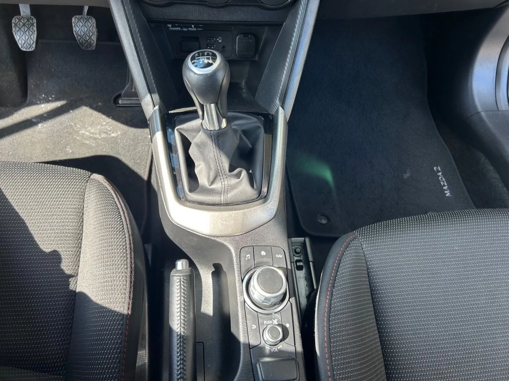 Mazda 2 – foto 19