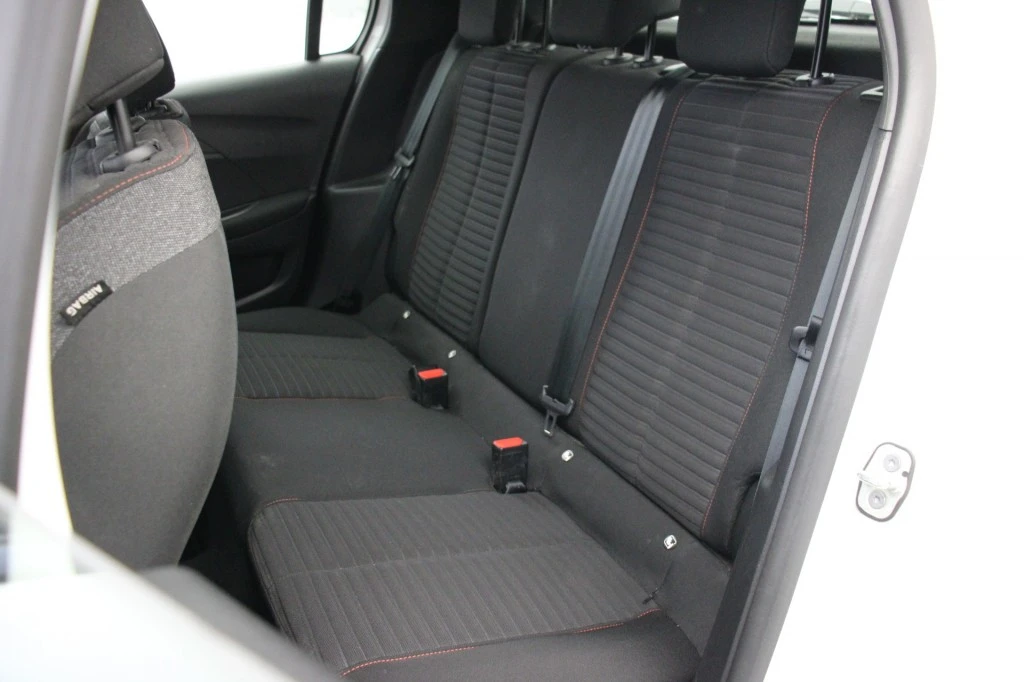 Peugeot 208 – foto 17