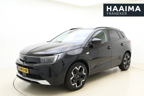 Opel Grandland 1.2 Turbo 130pk Automaat Ultimate | Alcantara bekleding | Navigatie | Trekhaak | Elektrische achterklep | Adapt. Cruise control | Camera | Winterpakket | 19" Lichtmetalen velgen | Zeer luxe!