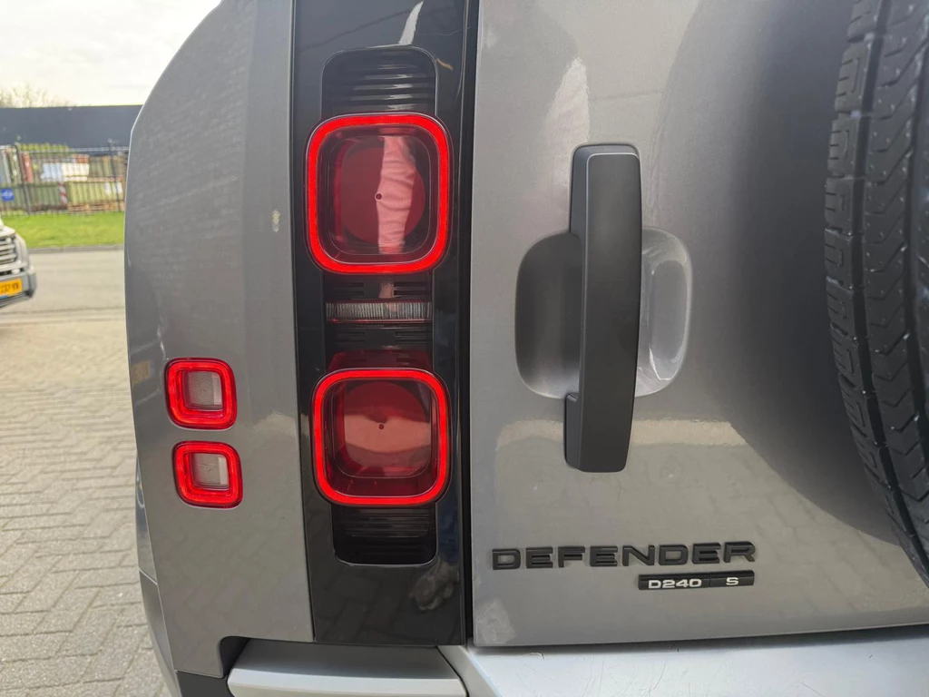 Land Rover Defender – foto 12