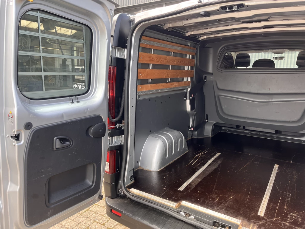 Renault Trafic – foto 21