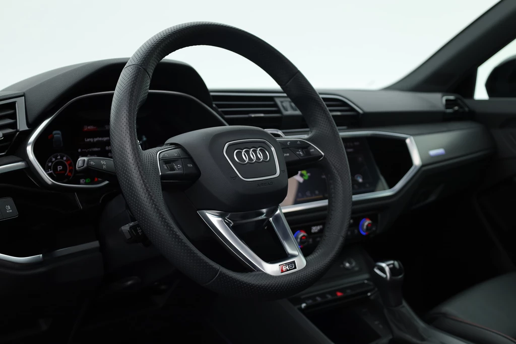 Audi RSQ3 – foto 12