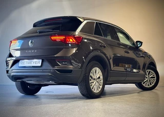 Volkswagen T-Roc – thumbnail 6