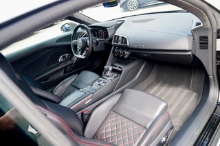 Audi R8 – thumbnail 41