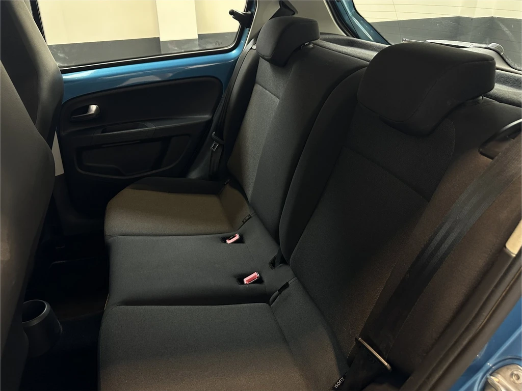 Volkswagen up! – foto 26