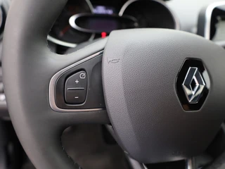 Renault Clio – thumbnail 33