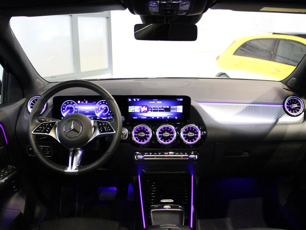Mercedes-Benz EQA – foto 11