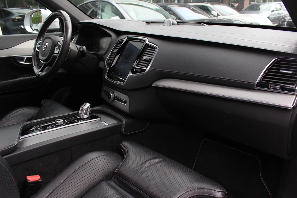 Volvo XC90 – foto 15
