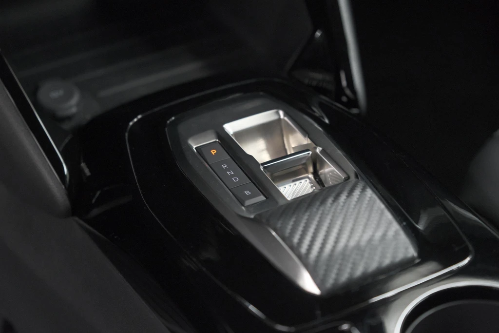 Peugeot e-2008 – foto 35