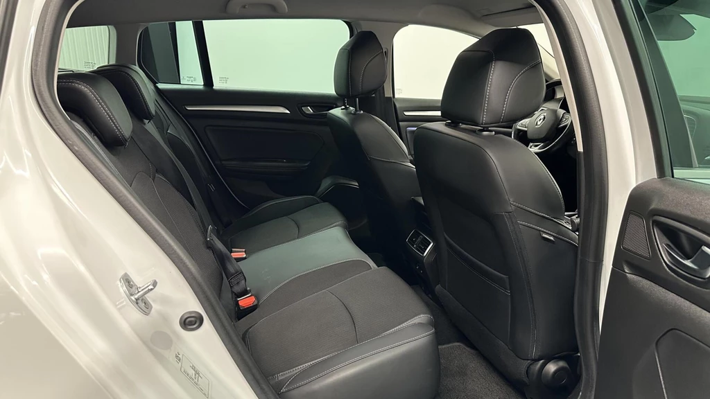 Renault Megane E-Tech – foto 11