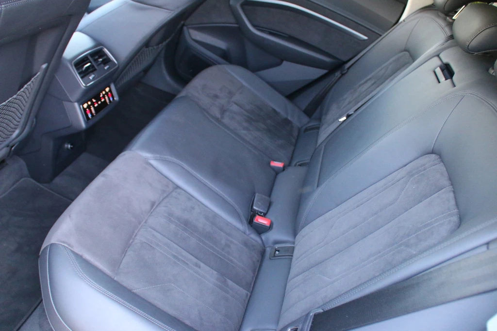 Audi e-tron – foto 18