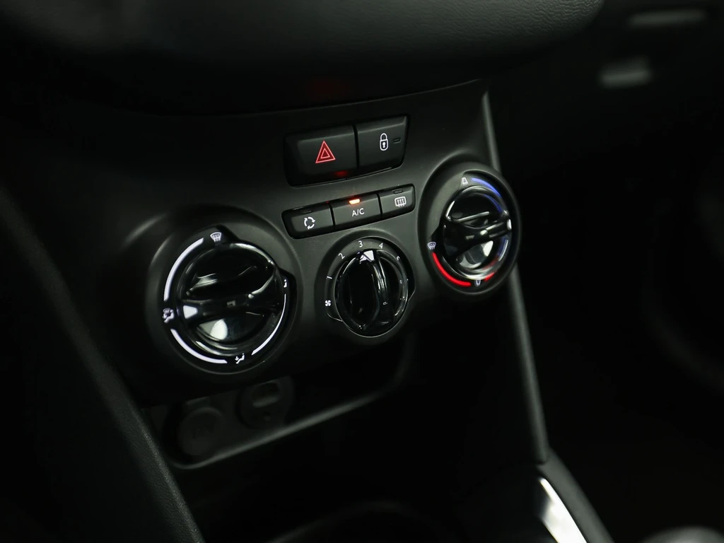 Peugeot 208 – foto 9