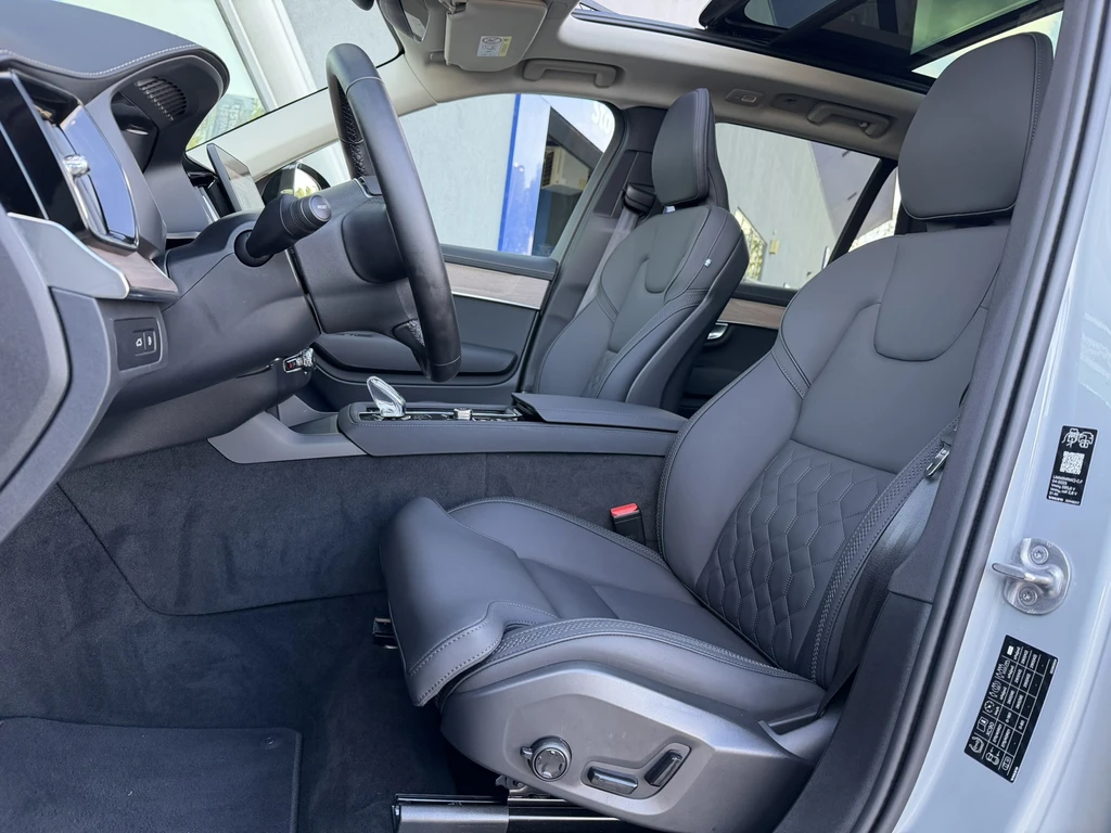 Volvo XC90 – foto 19