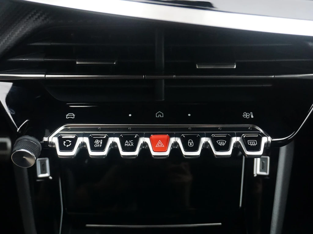 Peugeot 208 – foto 34