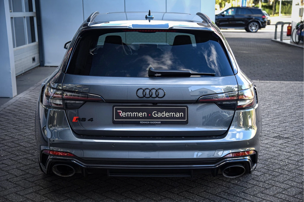 Audi RS4 – foto 3