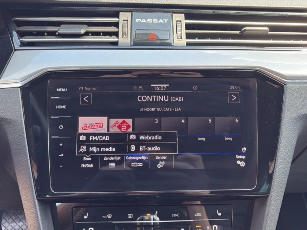Volkswagen Passat – foto 27