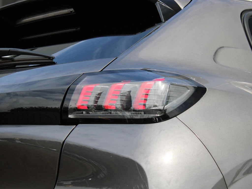 Peugeot 208 – foto 31