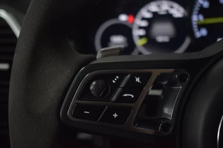 Porsche Cayenne – thumbnail 27