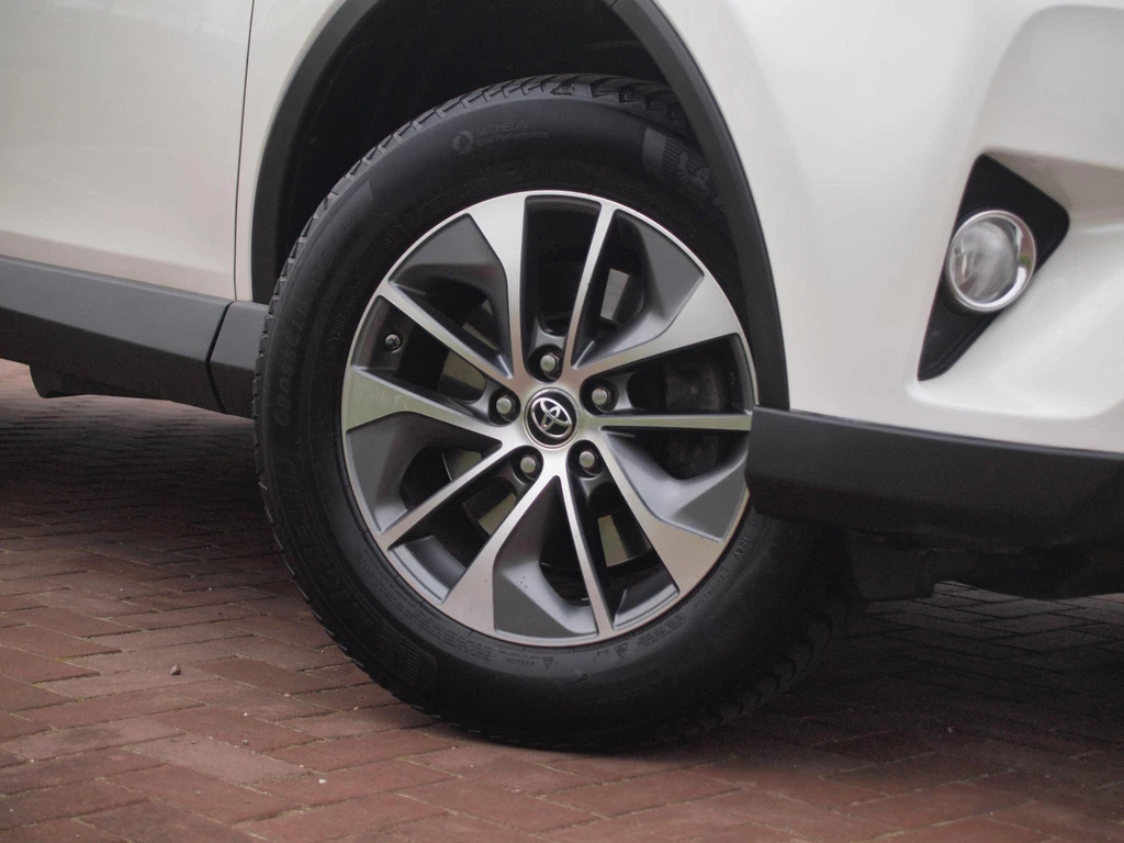 Toyota RAV4 – foto 13