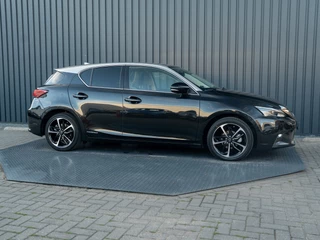 Lexus CT – thumbnail 12