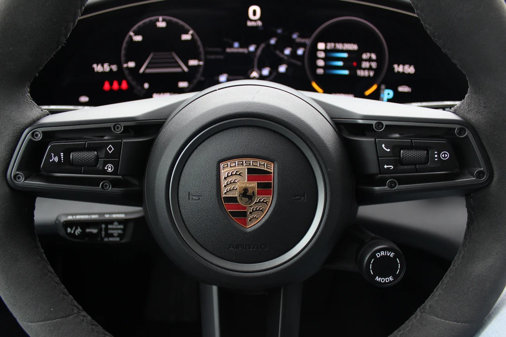 Porsche Taycan – foto 38