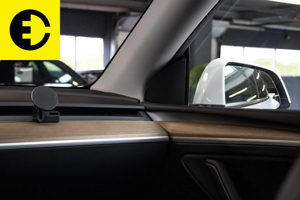 Tesla Model Y – foto 32
