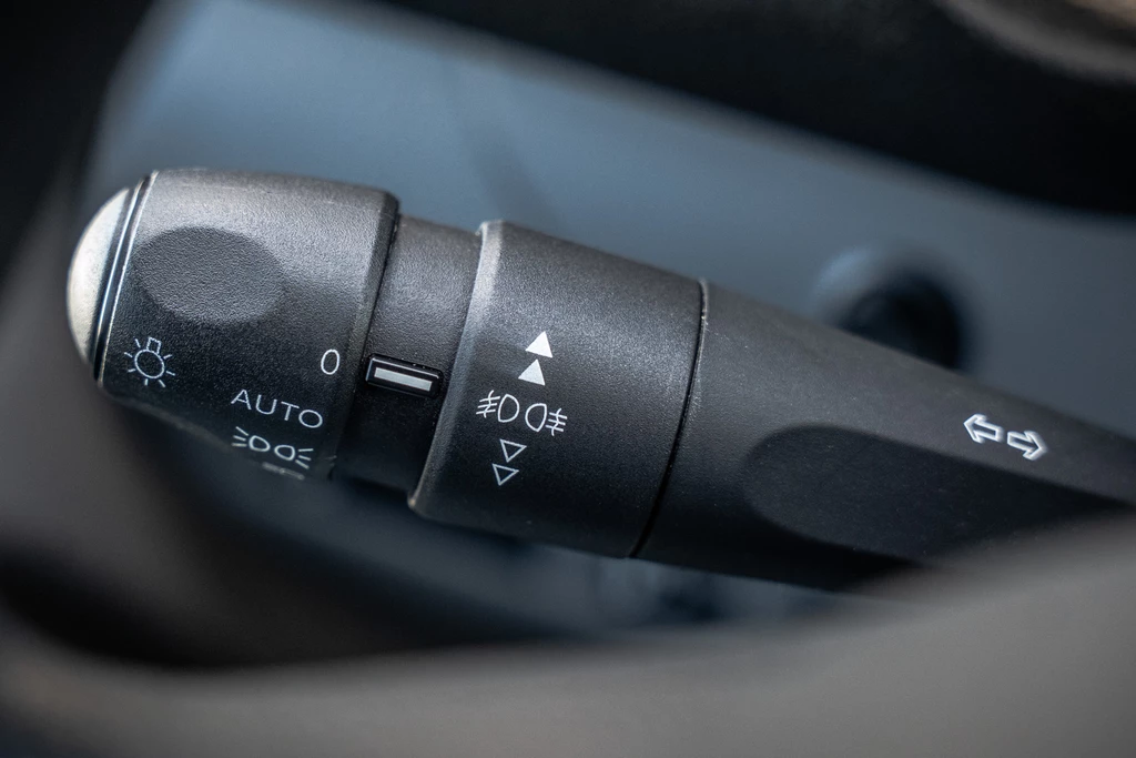 Opel Vivaro – foto 18
