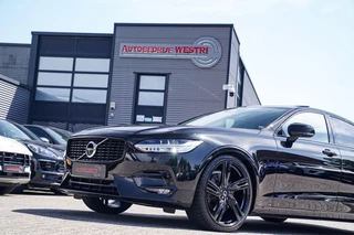 Volvo S90 – thumbnail 2