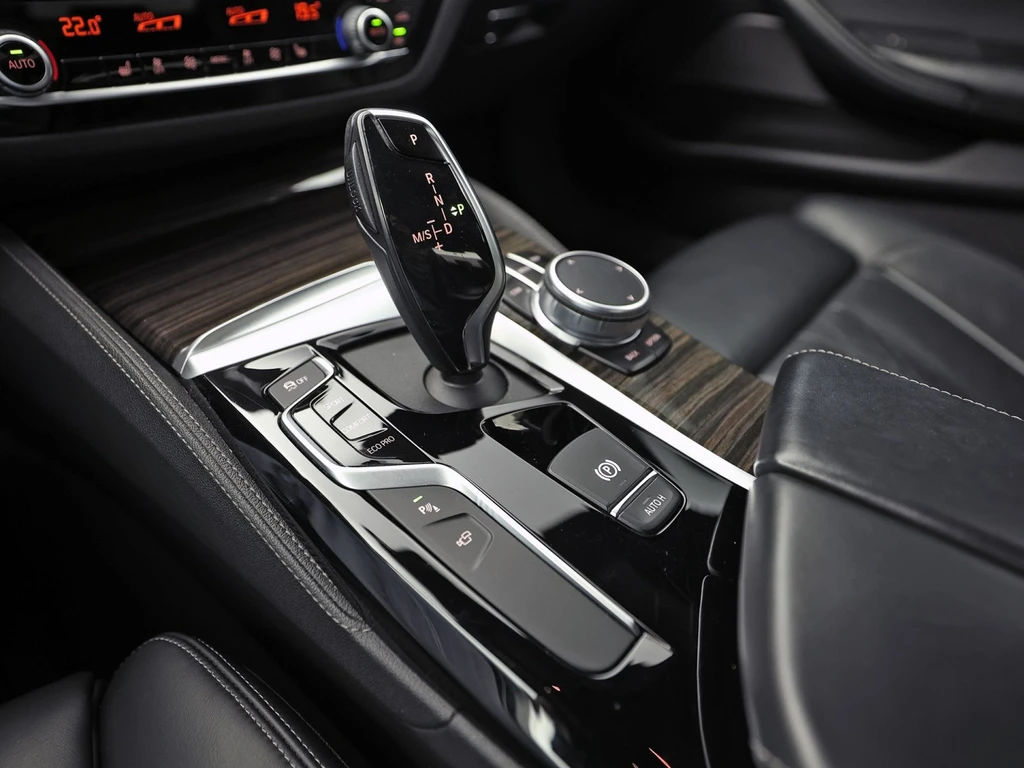 BMW 5 Serie – foto 11