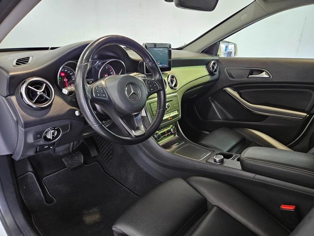 Mercedes-Benz GLA – foto 17