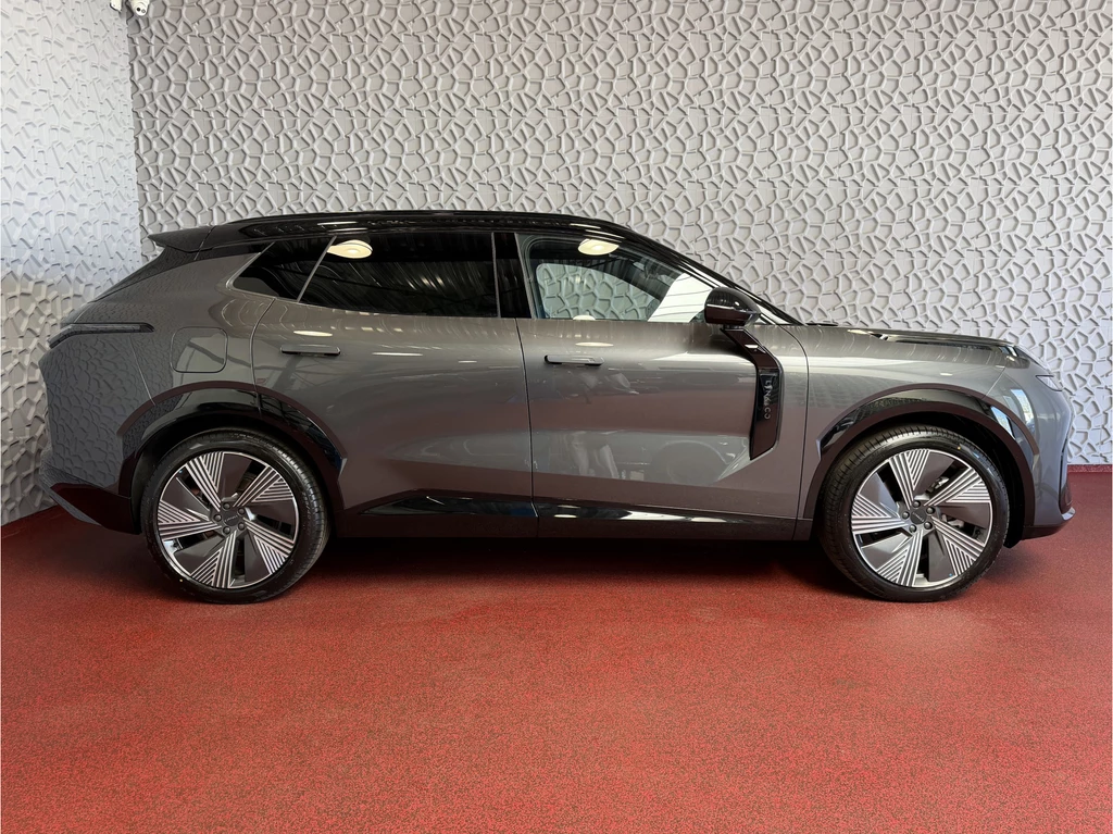Lynk & Co 08 – foto 7